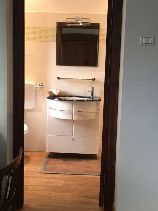 Bed and Breakfast Bb Andre' Vara Superiore Zewnętrze zdjęcie