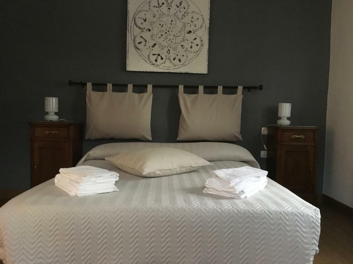 Bed and Breakfast Bb Andre' Vara Superiore Zewnętrze zdjęcie