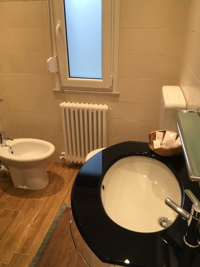 Bed and Breakfast Bb Andre' Vara Superiore Zewnętrze zdjęcie